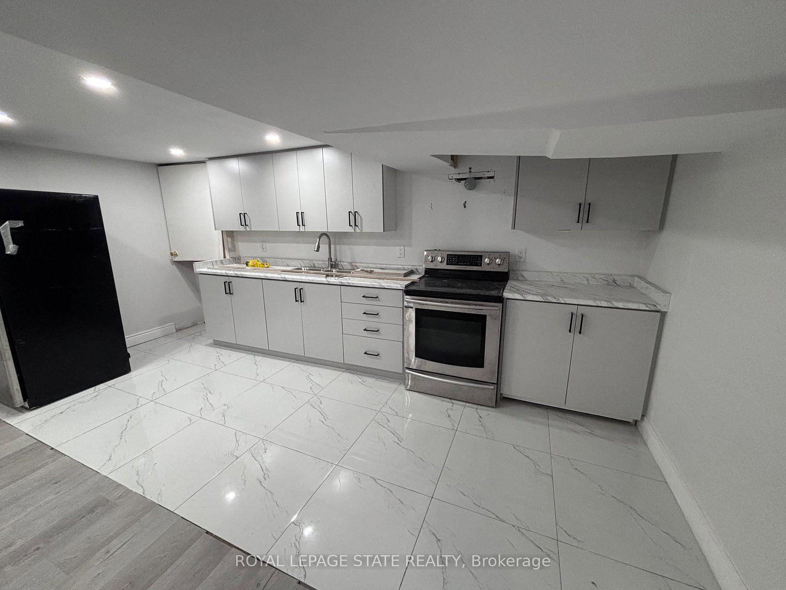 4 Beechwood Court • St. Catharines, ON photo 21