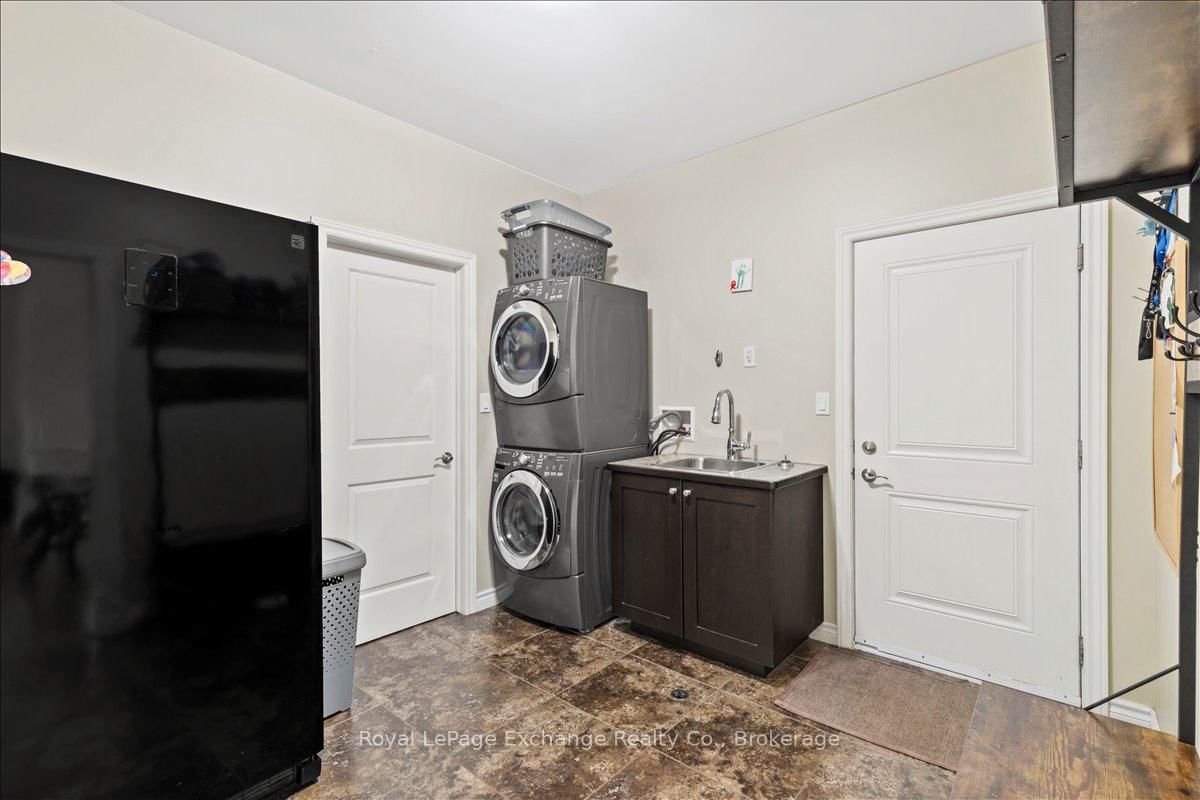 14 Kuehner Street • Kincardine, ON photo 11