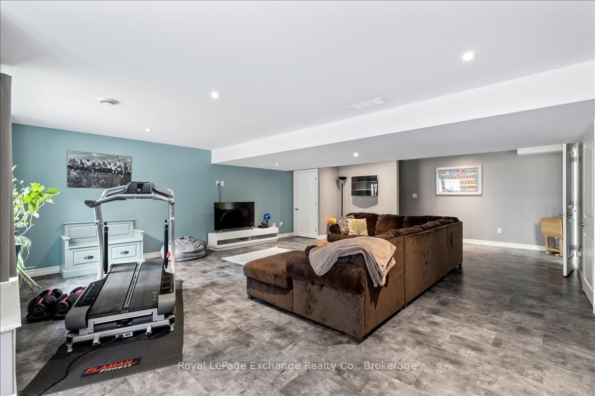 14 Kuehner Street • Kincardine, ON photo 23