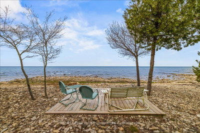 14 Kuehner Street • Kincardine, ON photo 3