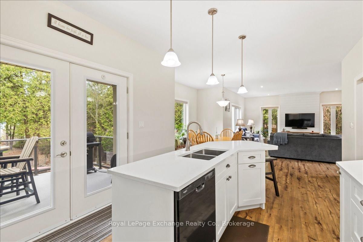 14 Kuehner Street • Kincardine, ON photo 9