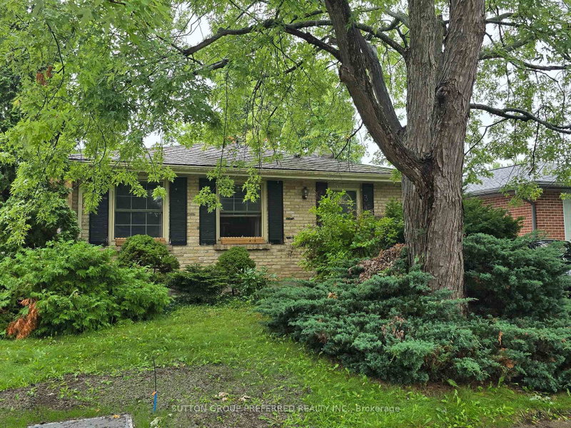 383 Ferndale Avenue