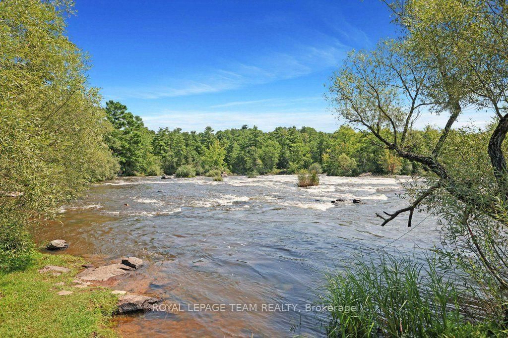 254 Blakeney Road • Almonte, ON photo 35