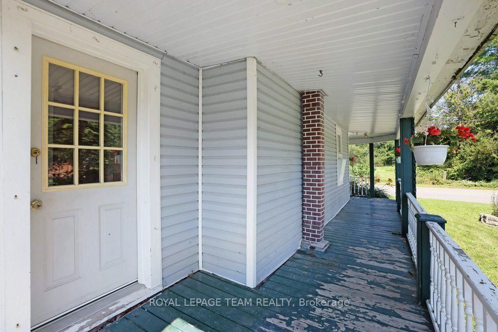 254 Blakeney Road • Almonte, ON photo 6