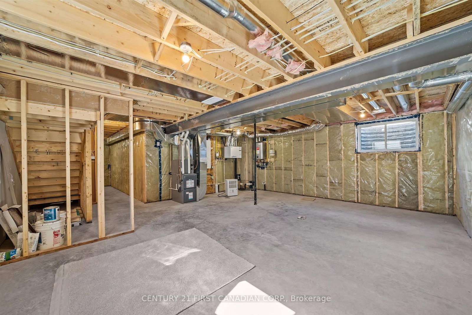 34 Postma Crescent • North Middlesex, ON photo 28