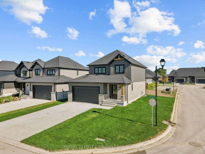 34 Postma Crescent • North Middlesex, ON photo 5