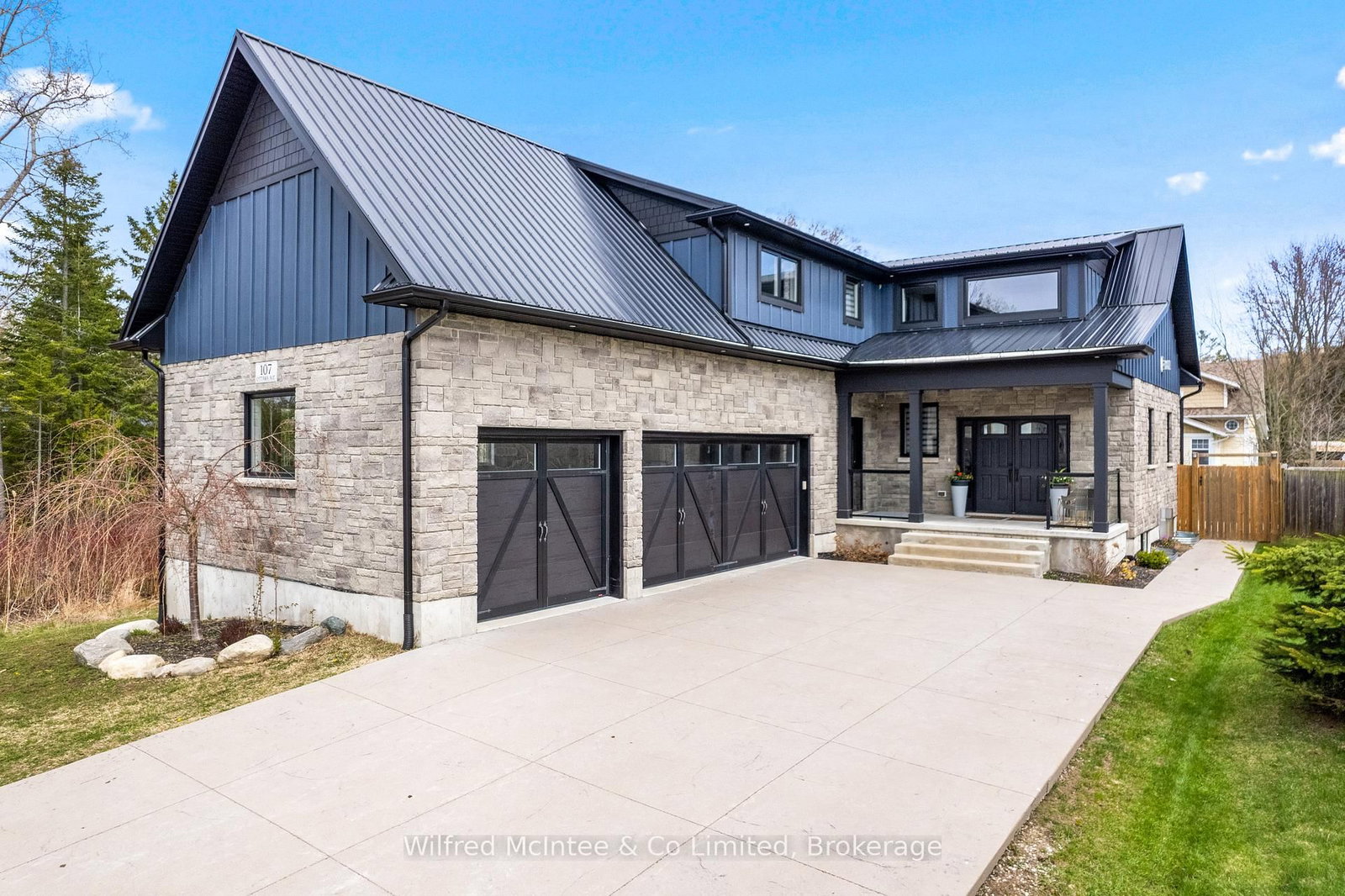 107 Ottawa Avenue • Saugeen Shores, ON photo 1