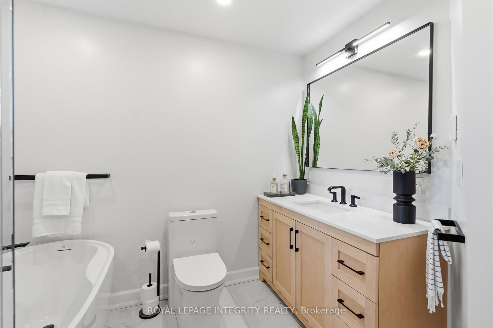 61 Fentiman Avenue • Ottawa, ON photo 26