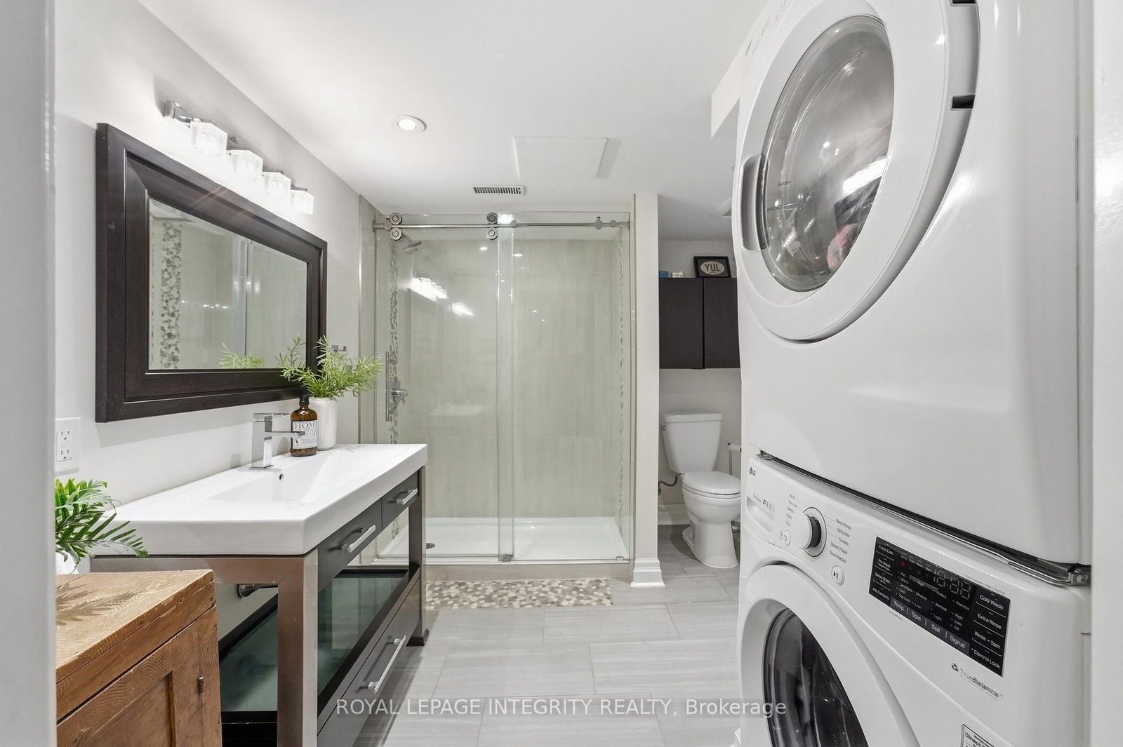 61 Fentiman Avenue • Ottawa, ON photo 33