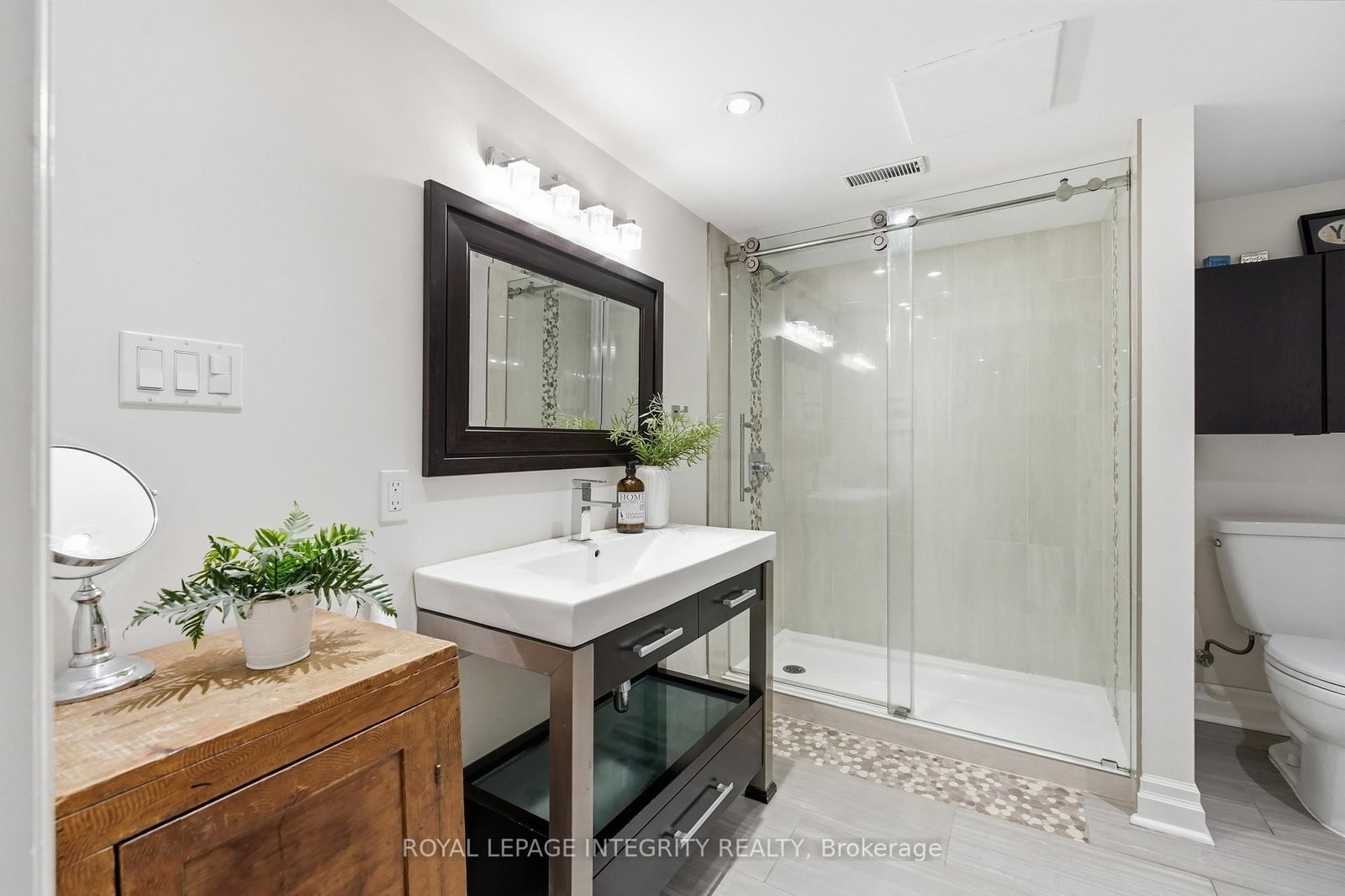 61 Fentiman Avenue • Ottawa, ON photo 34