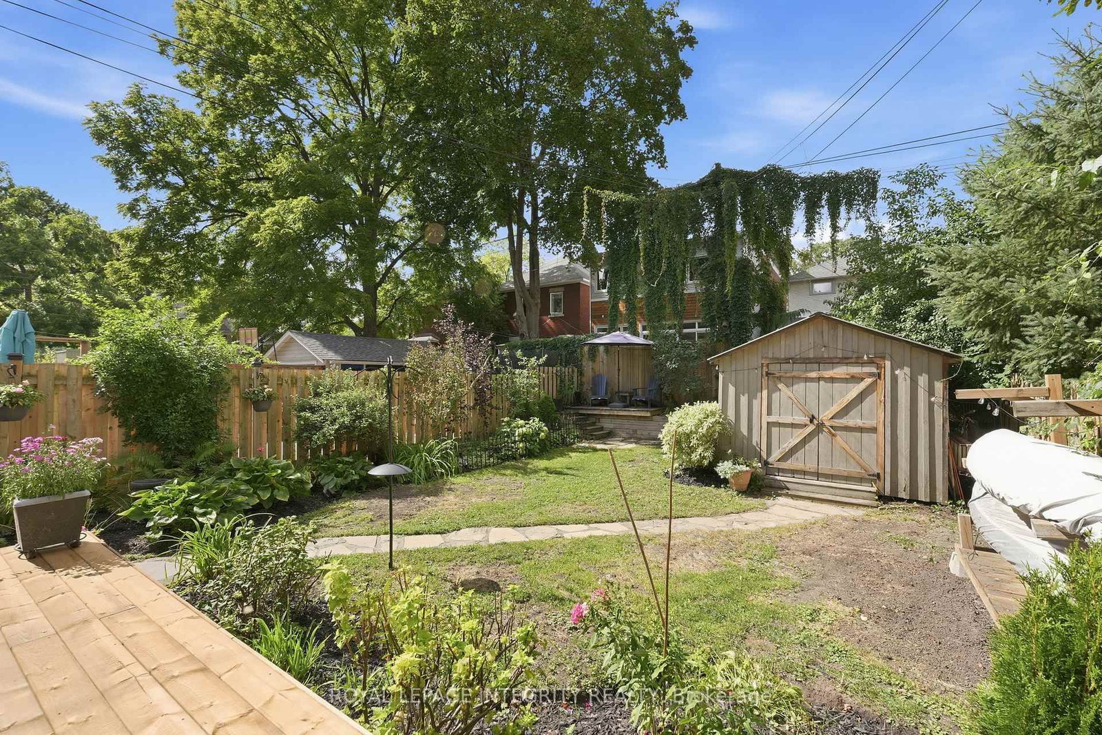 61 Fentiman Avenue • Ottawa, ON photo 37
