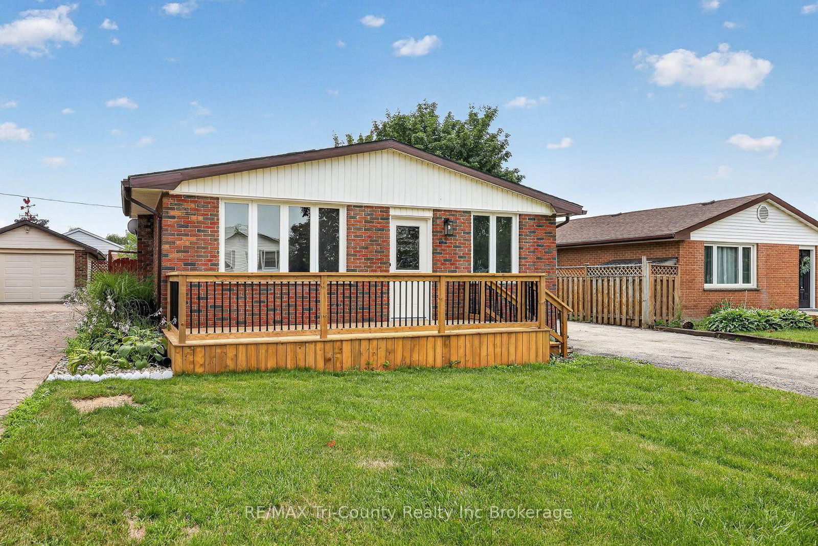 61 Airey Avenue • St. Thomas, ON photo 3