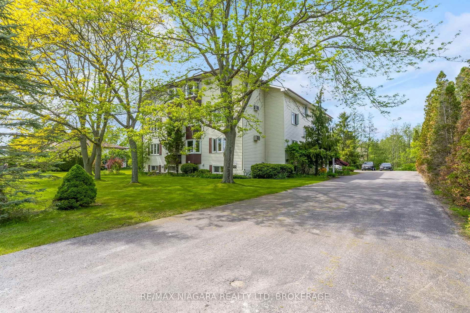 2-3 - 833 Foss Road, Pelham 4