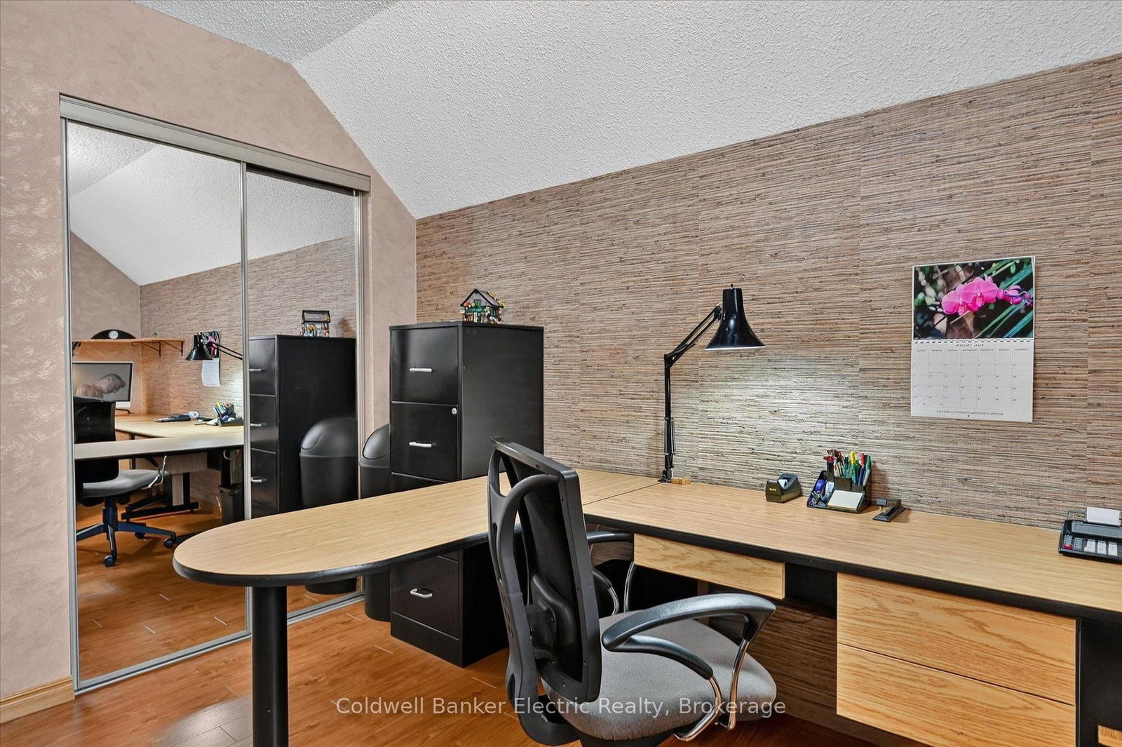 948 Smithside Court • Peterborough, ON photo 26