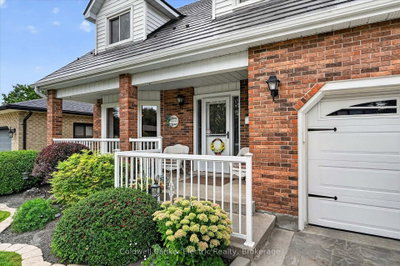 948 Smithside Court • Peterborough, ON photo 3