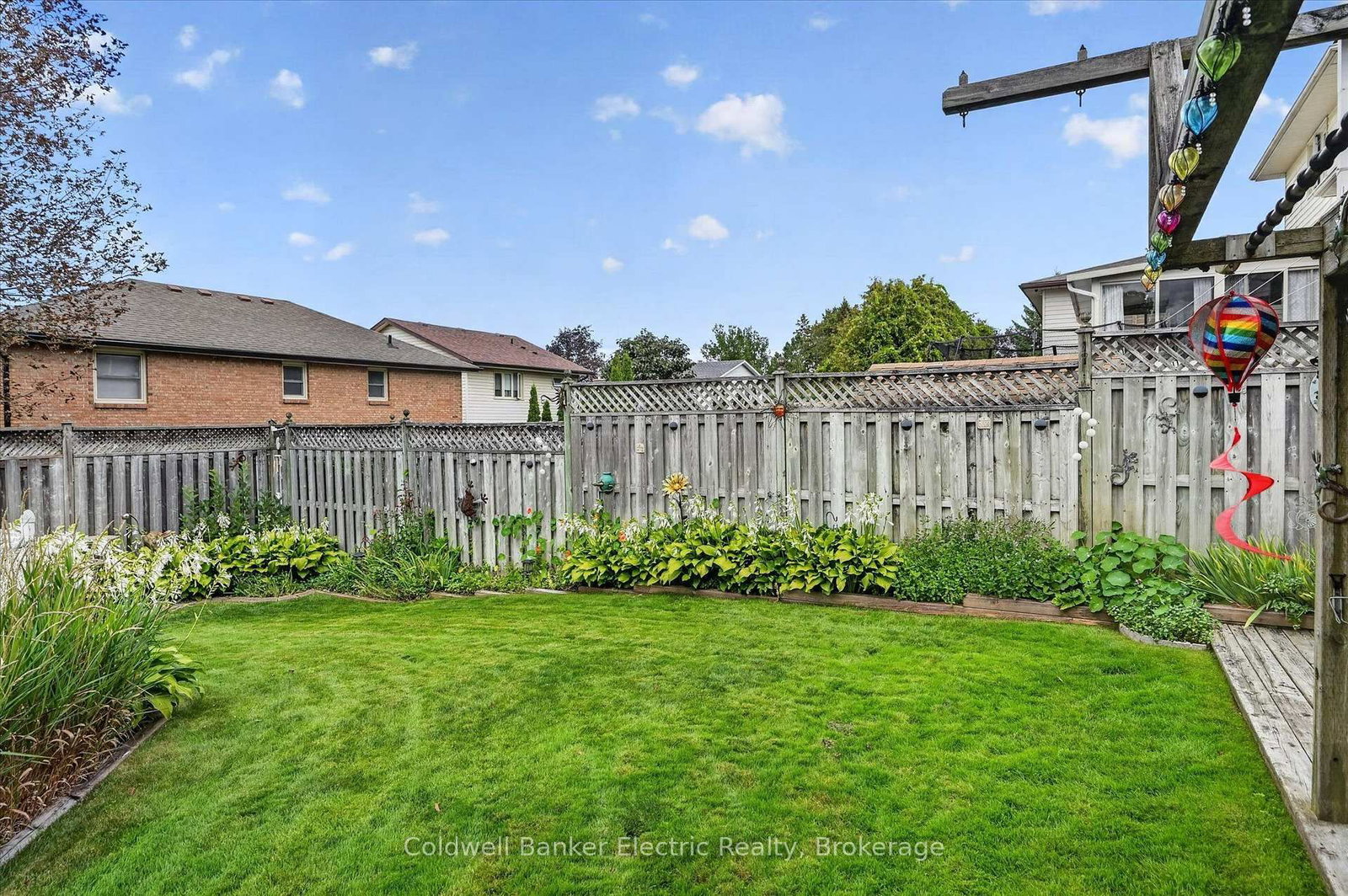 948 Smithside Court • Peterborough, ON photo 38