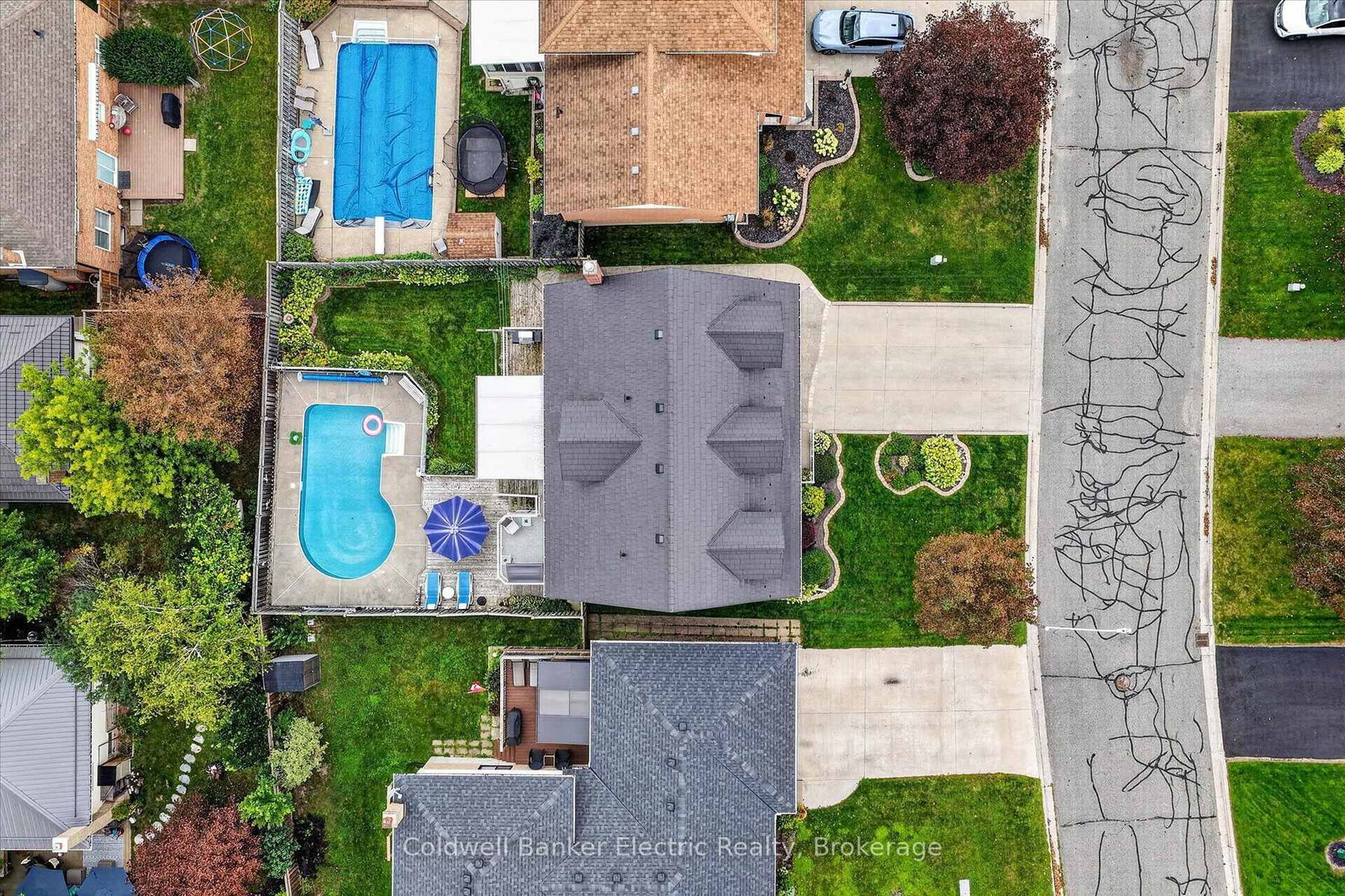 948 Smithside Court • Peterborough, ON photo 41
