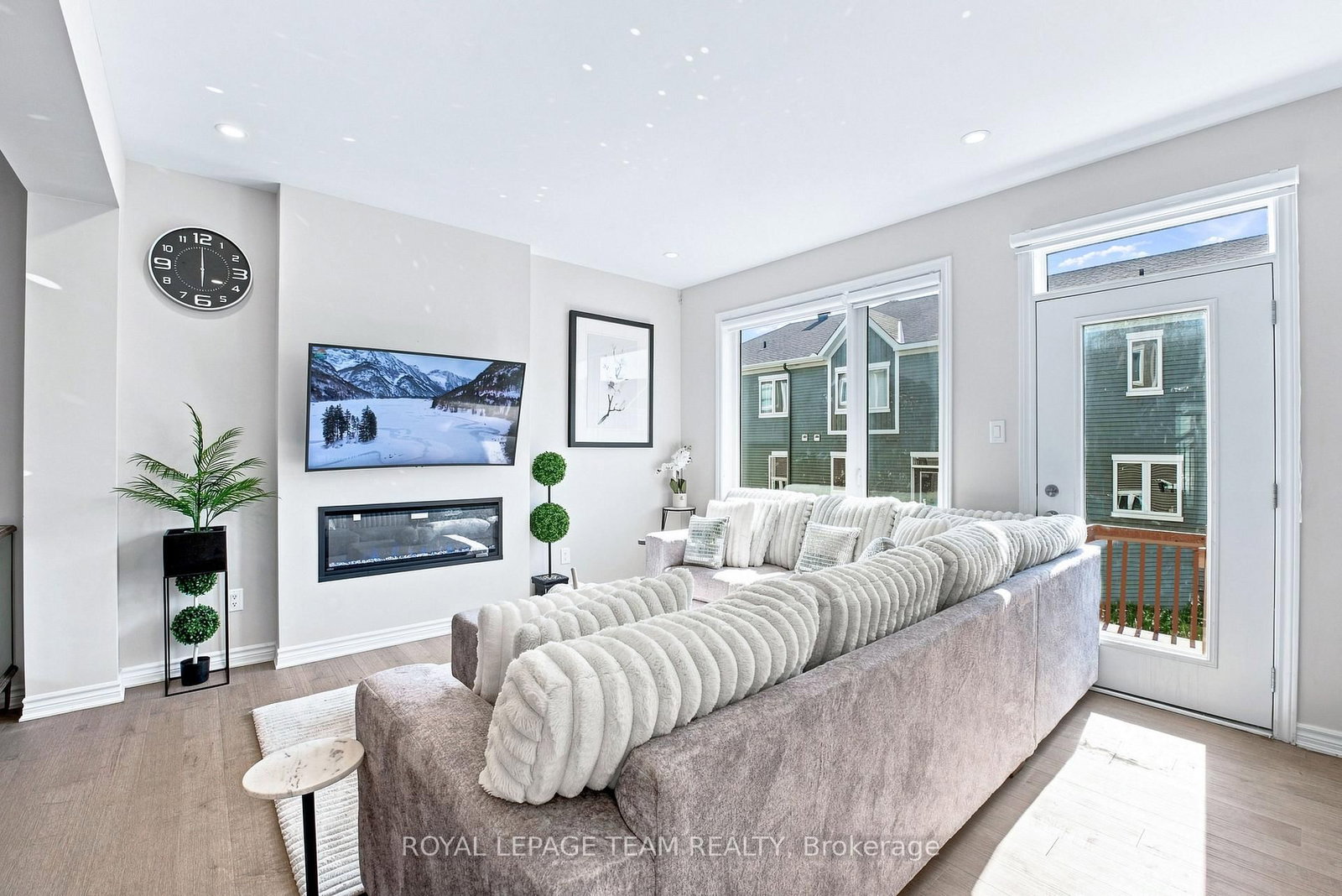 4124 Obsidian Street • Ottawa, ON photo 14