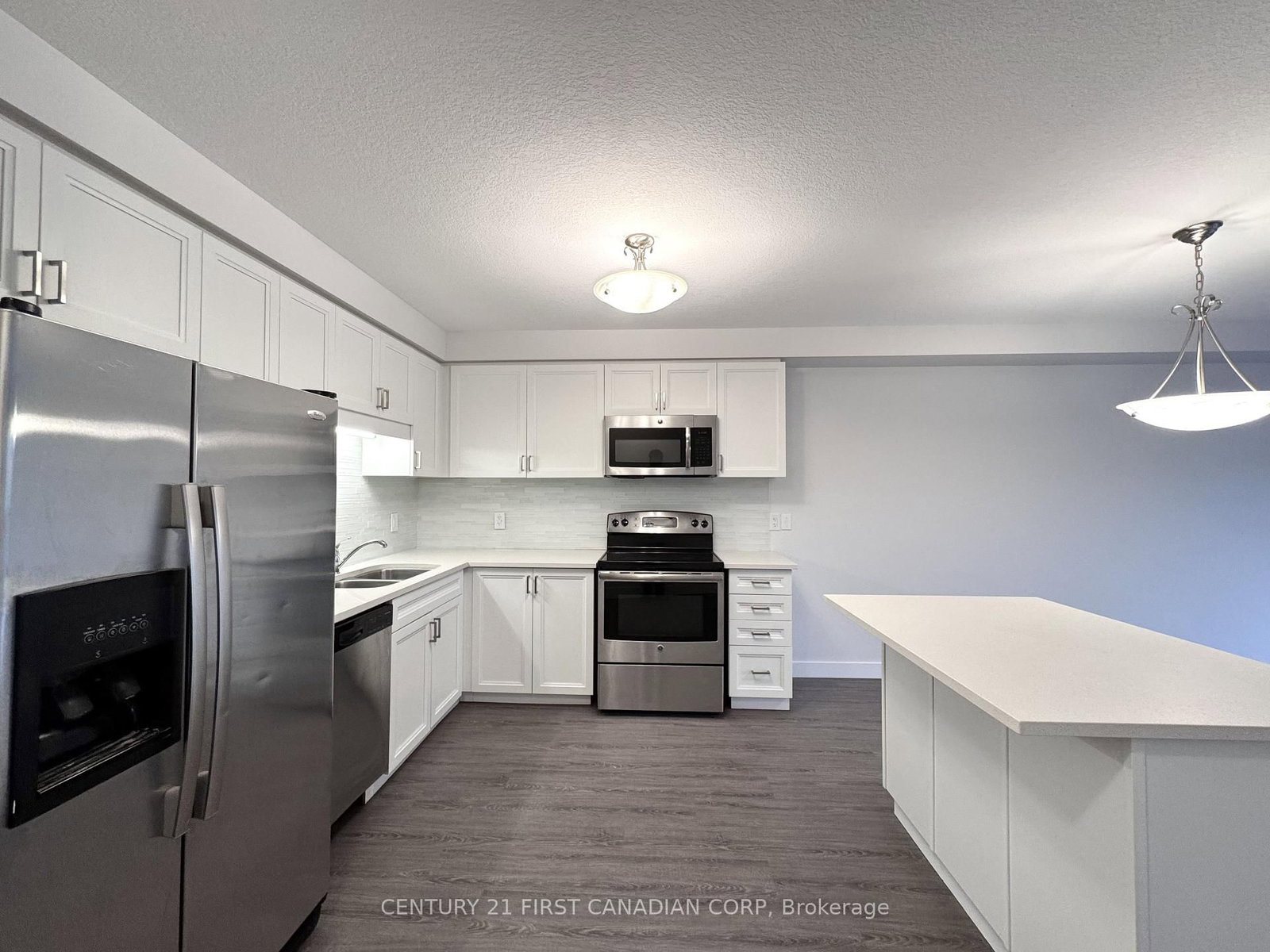45 - 3188 Singleton Avenue, London South 5