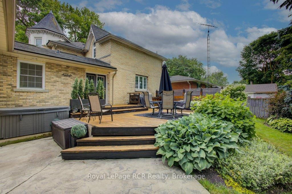 116 Walton Street • Wellington North, ON photo 34