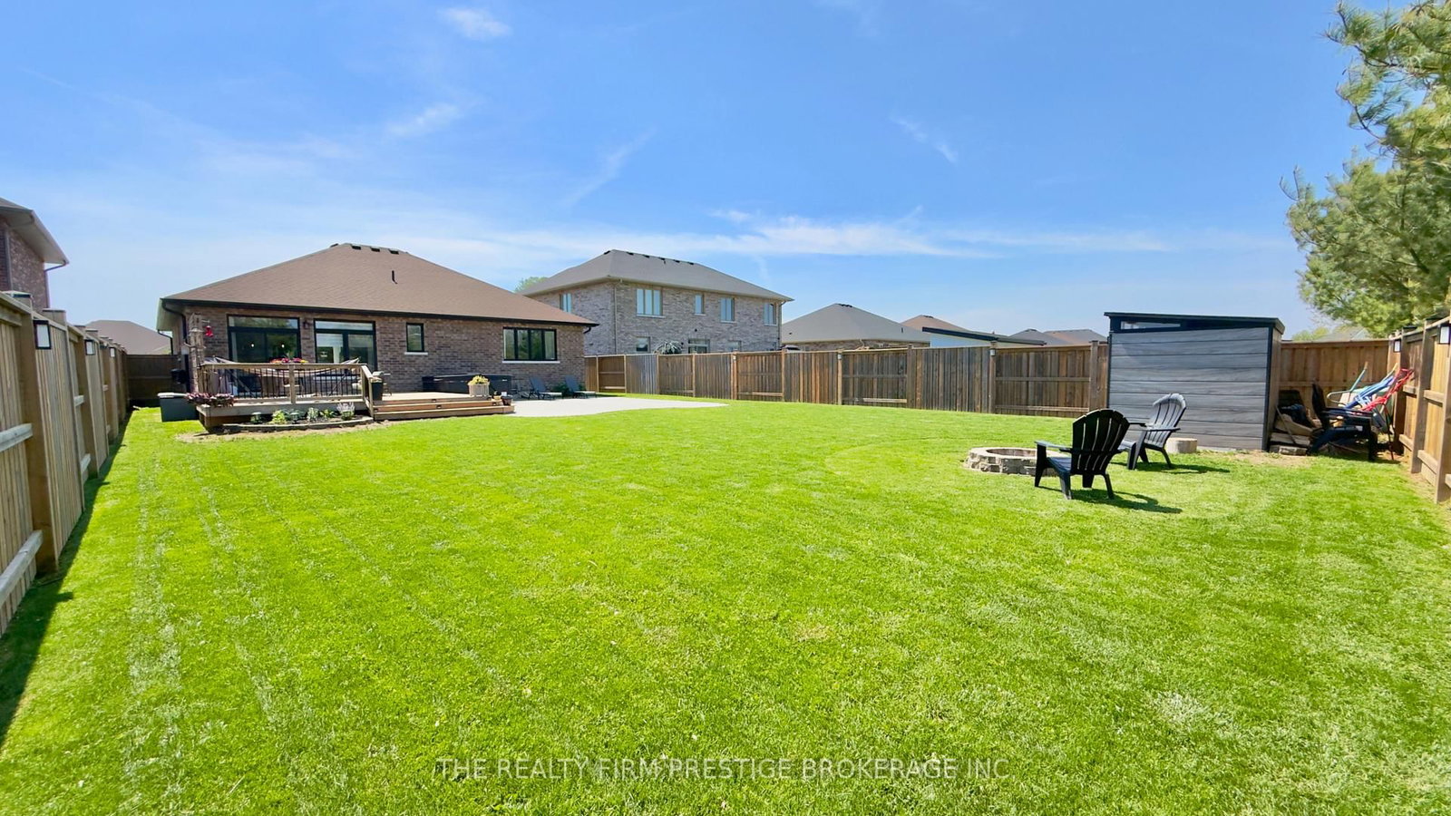213 Leitch Street • Dutton/Dunwich, ON photo 24