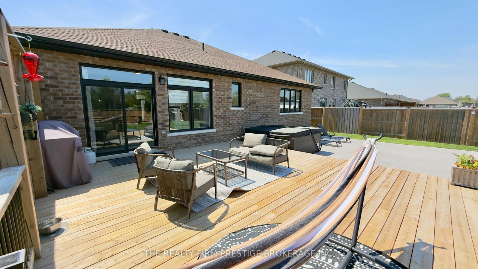 213 Leitch Street • Dutton/Dunwich, ON photo 26