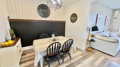 213 Leitch Street • Dutton/Dunwich, ON photo 9
