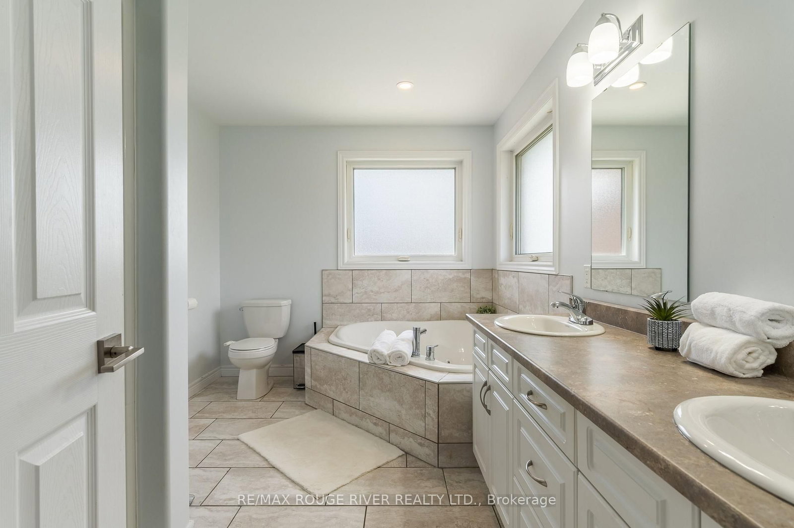 969 Avery Avenue • Peterborough, ON photo 20