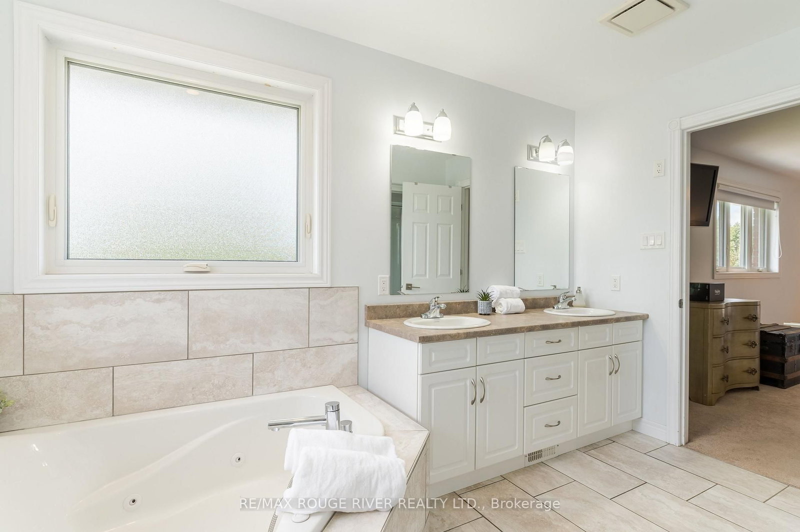 969 Avery Avenue • Peterborough, ON photo 21