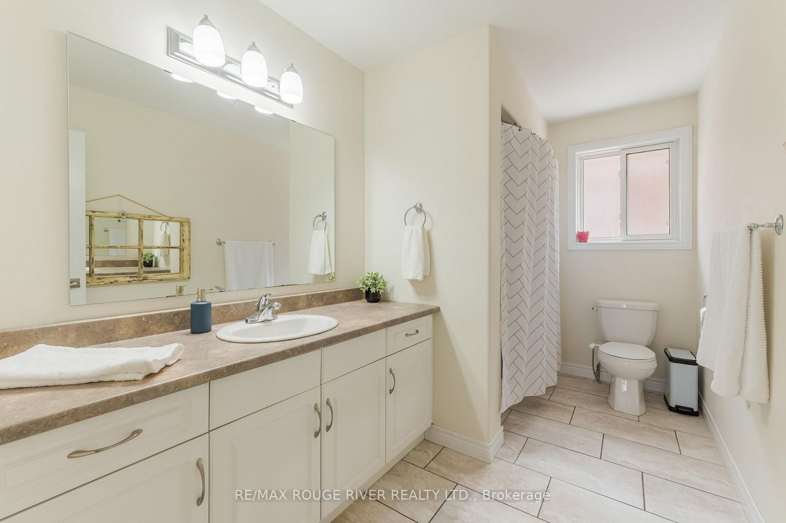 969 Avery Avenue • Peterborough, ON photo 26