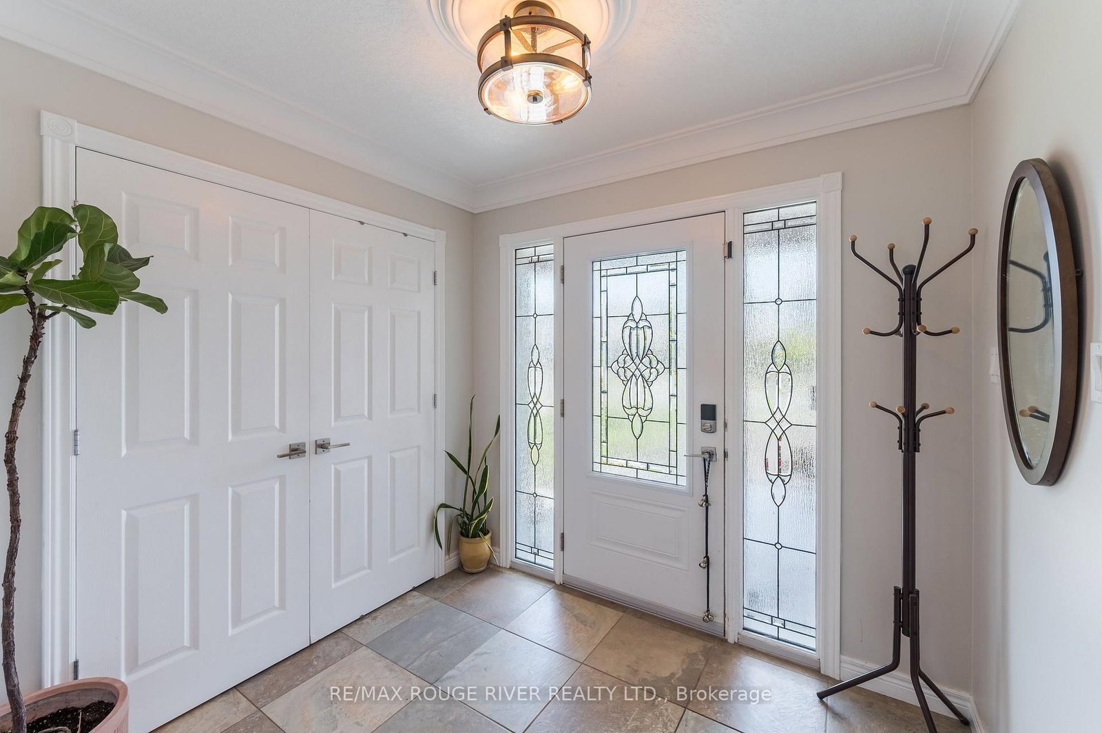 969 Avery Avenue • Peterborough, ON photo 3