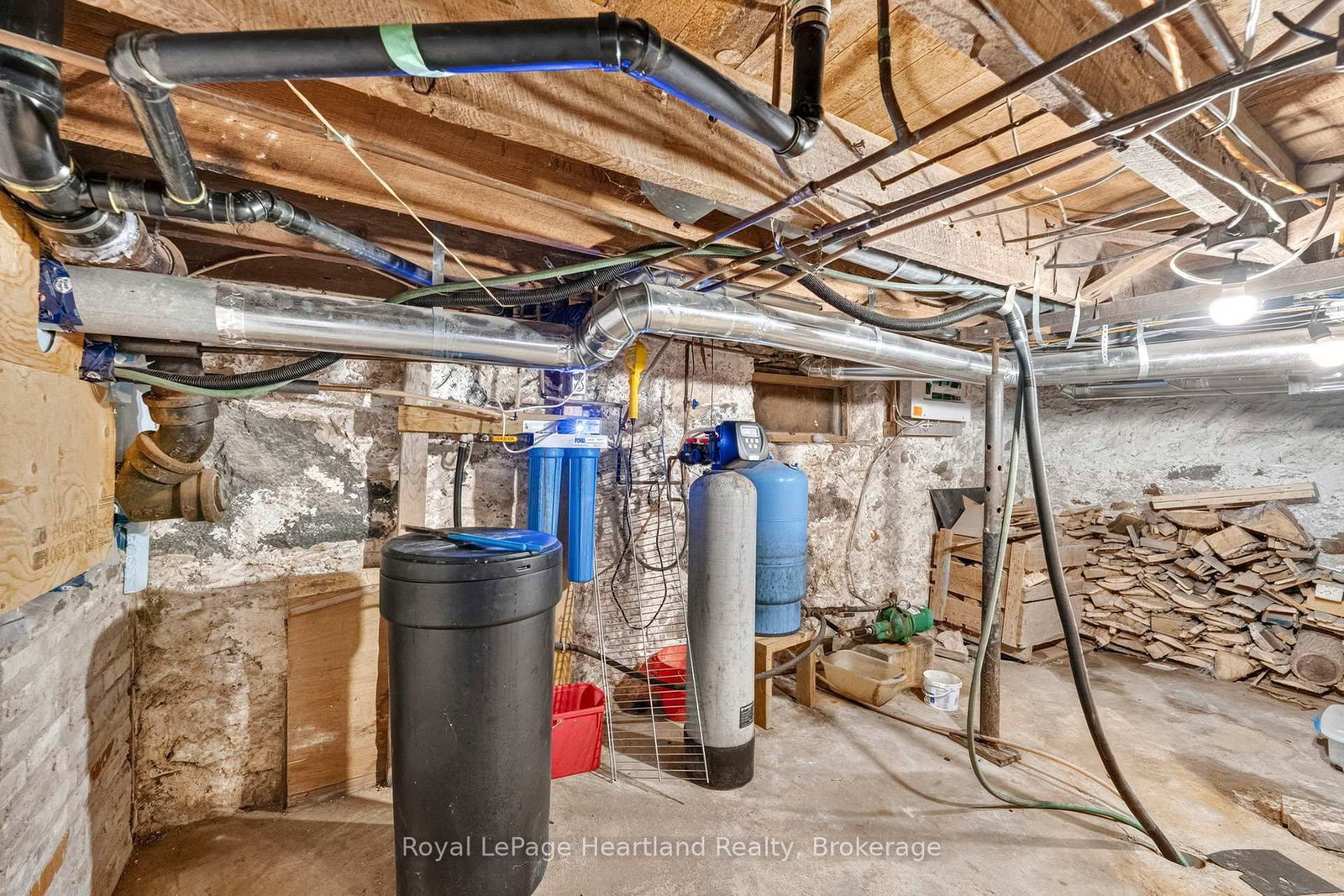 39968 Kippen Road • Bluewater, ON photo 36