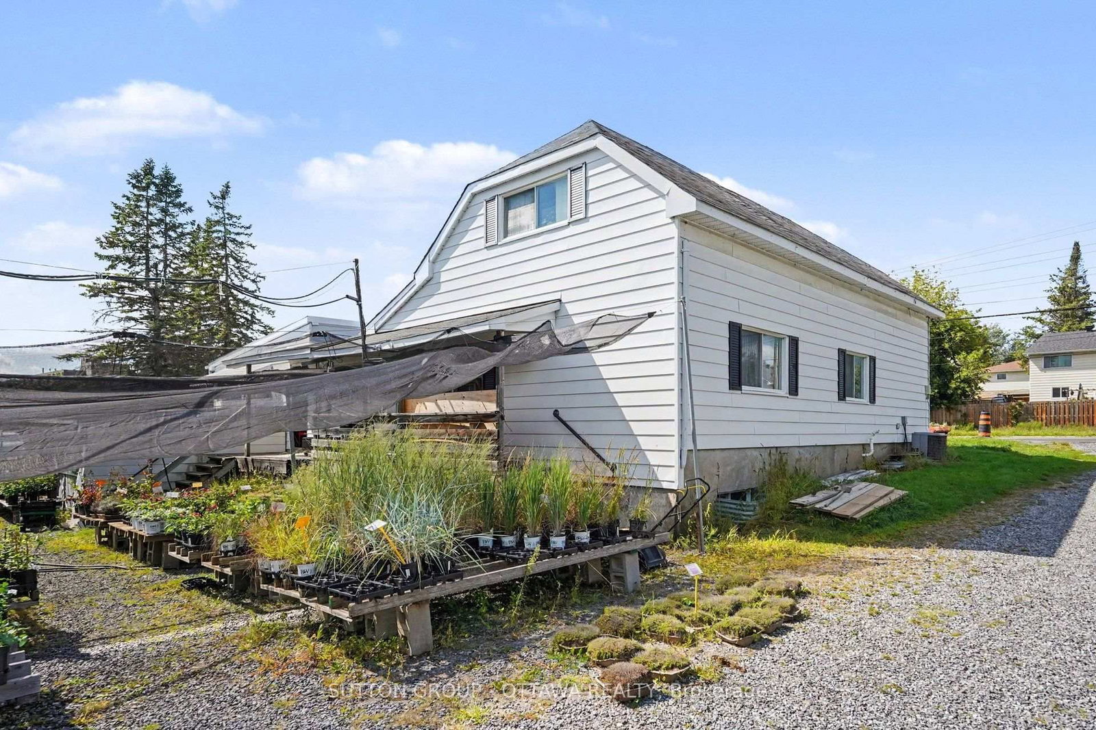 2832 Innes Road • Ottawa, ON photo 17