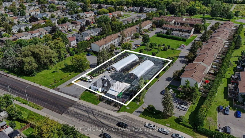 2832 Innes Road