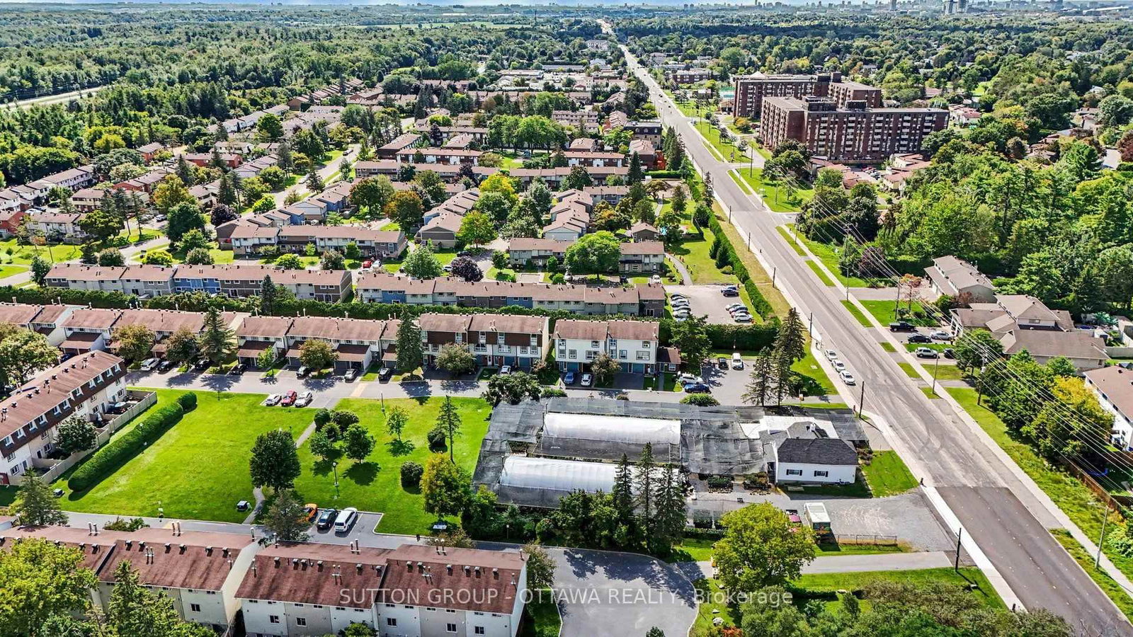 2832 Innes Road • Ottawa, ON photo 8