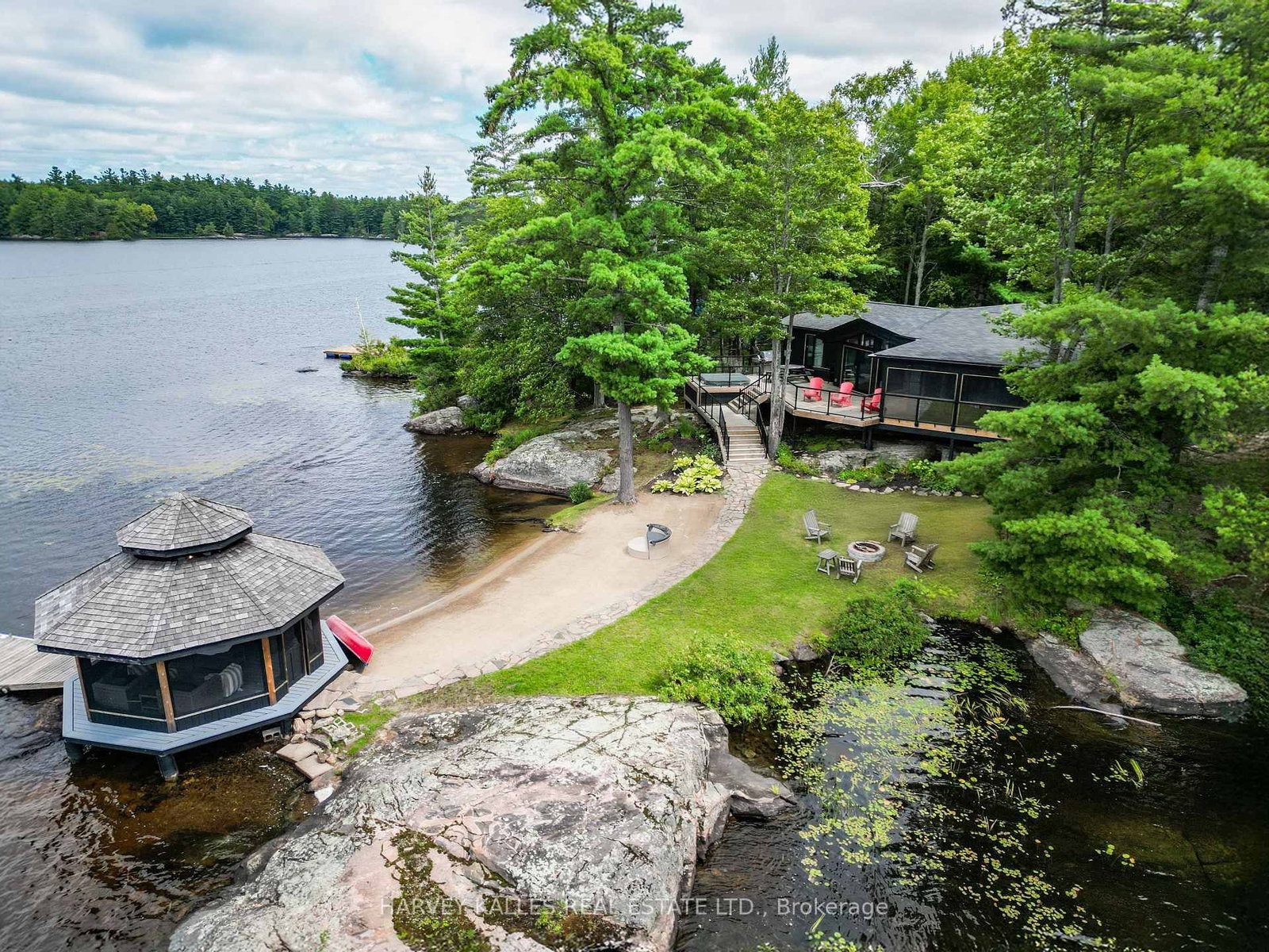 1069 White Eagle Road • Gravenhurst, ON photo 4