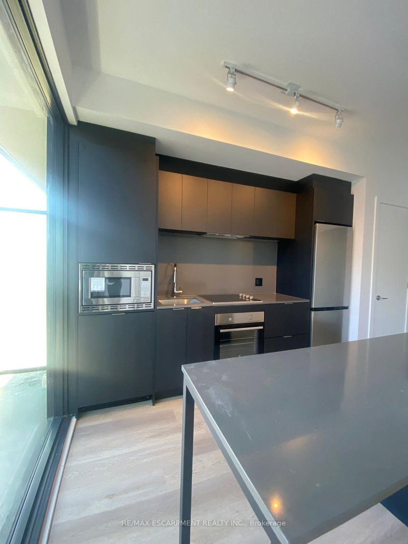 1518 - 1 Jarvis Street E