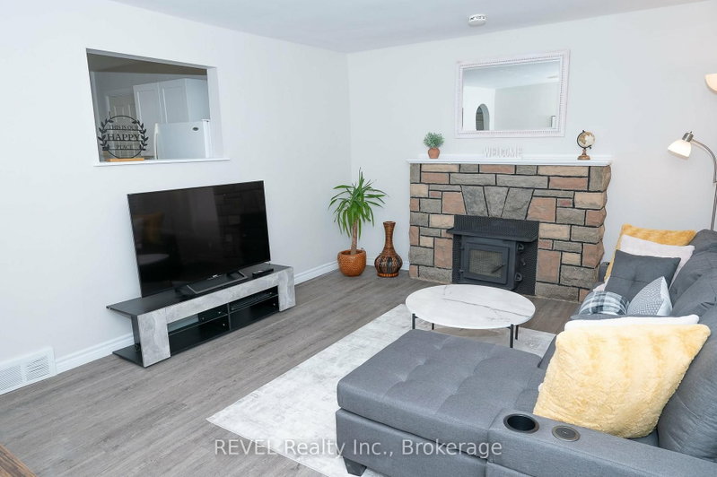 6482 Mcleod Road