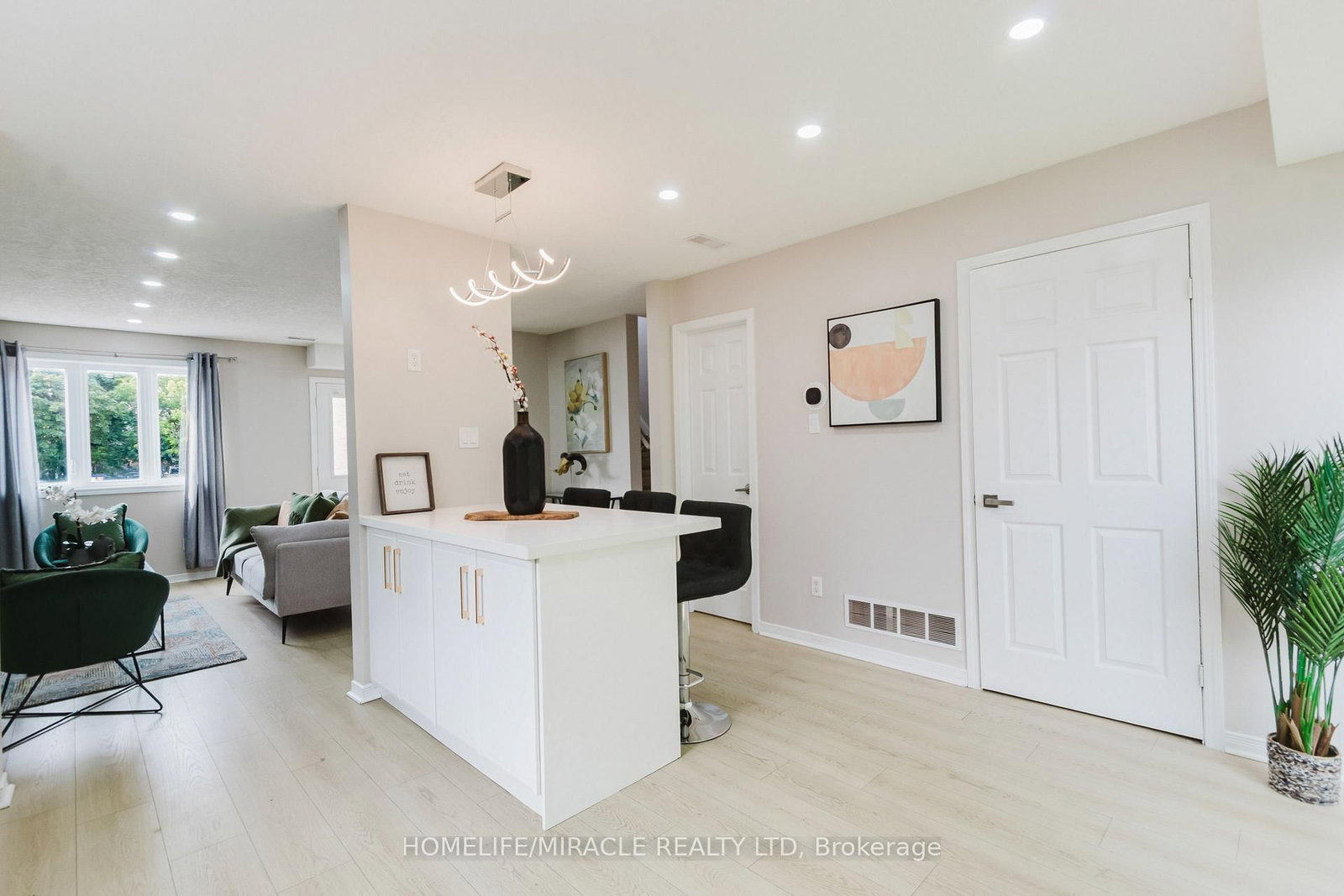 67 Kinzie Avenue • Kitchener, ON photo 15