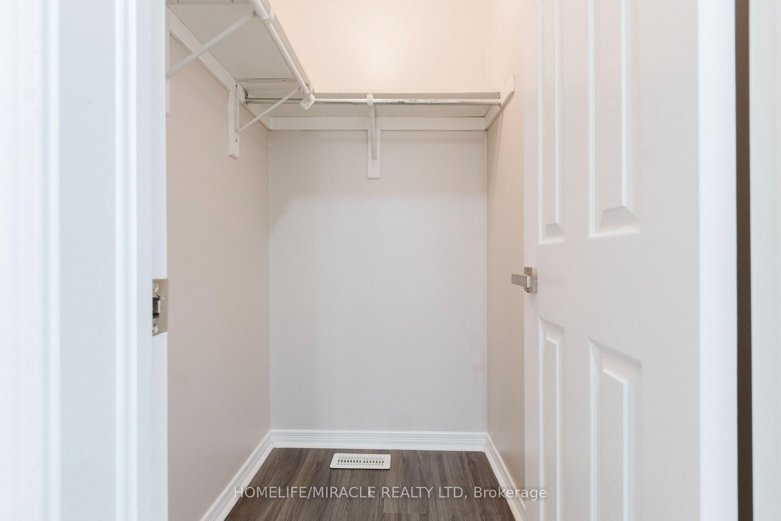 67 Kinzie Avenue • Kitchener, ON photo 24