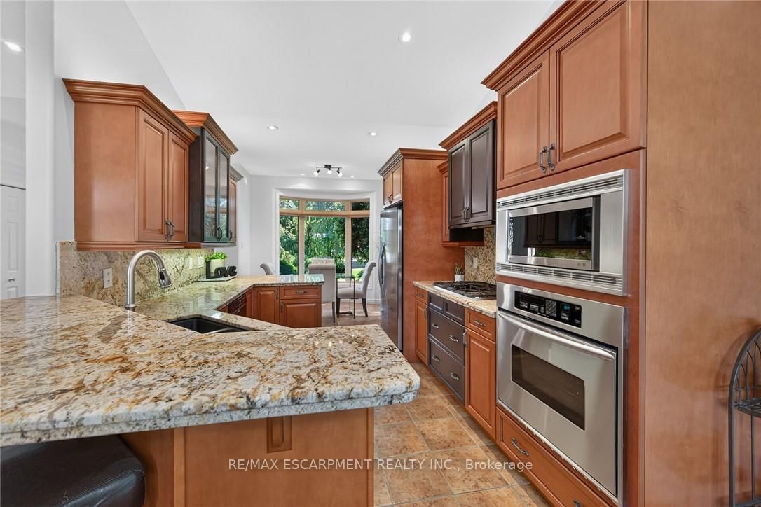 36 Coastal Court • Norfolk, ON photo 12