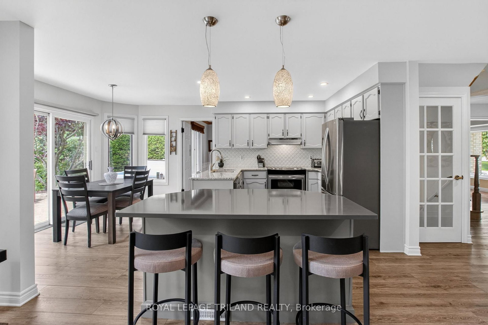 46 Garden Walk • London South, ON photo 13