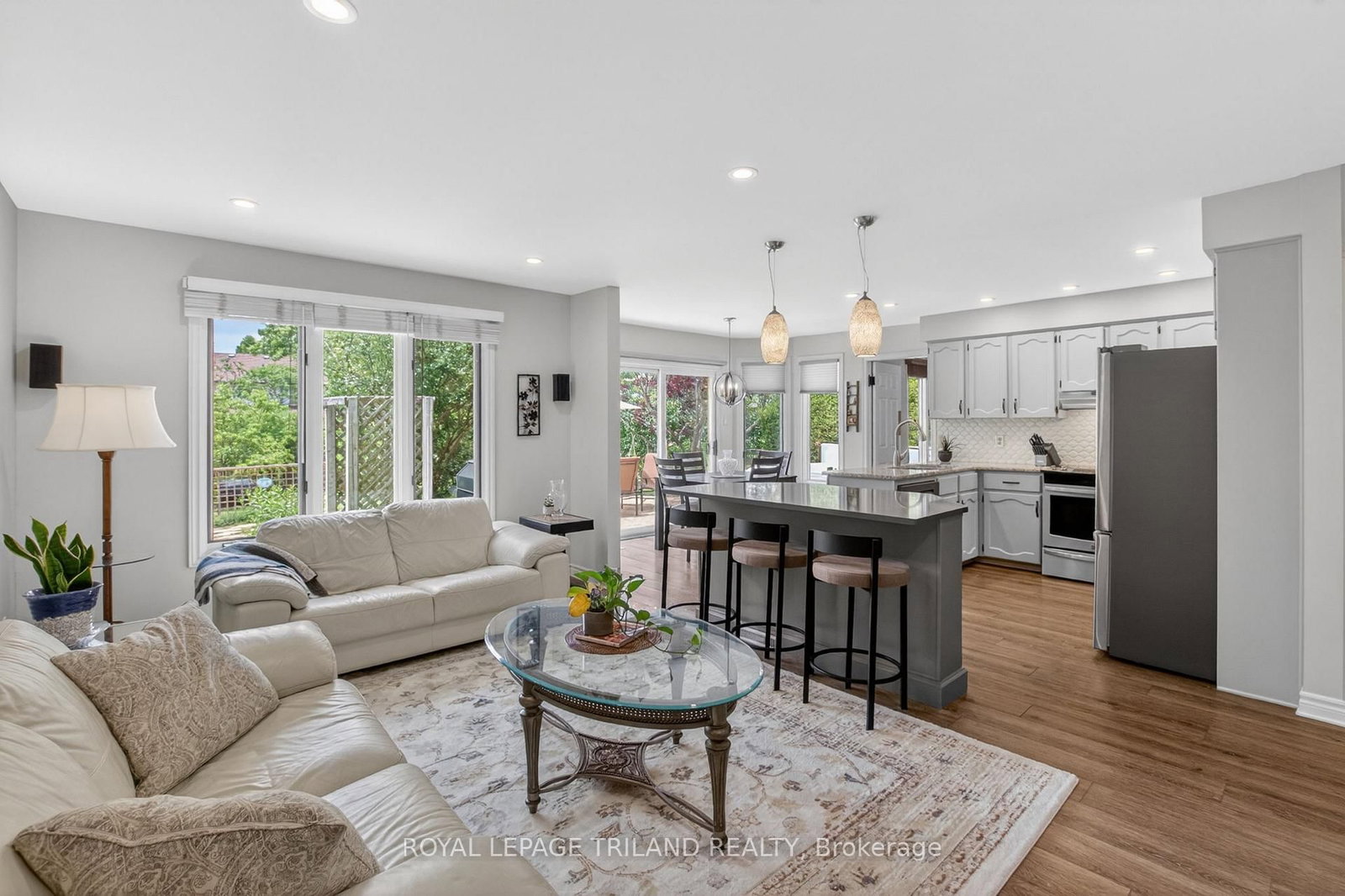 46 Garden Walk • London South, ON photo 14