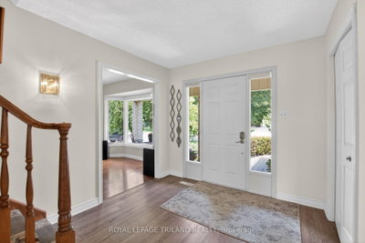 46 Garden Walk • London South, ON photo 4