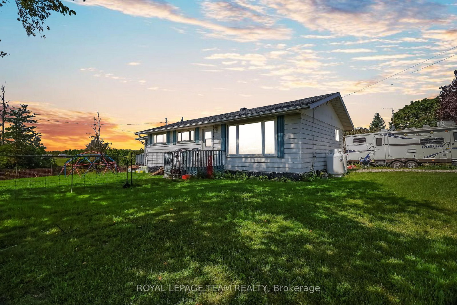 1289 Rosedale Road N • Smiths Falls, ON photo 4