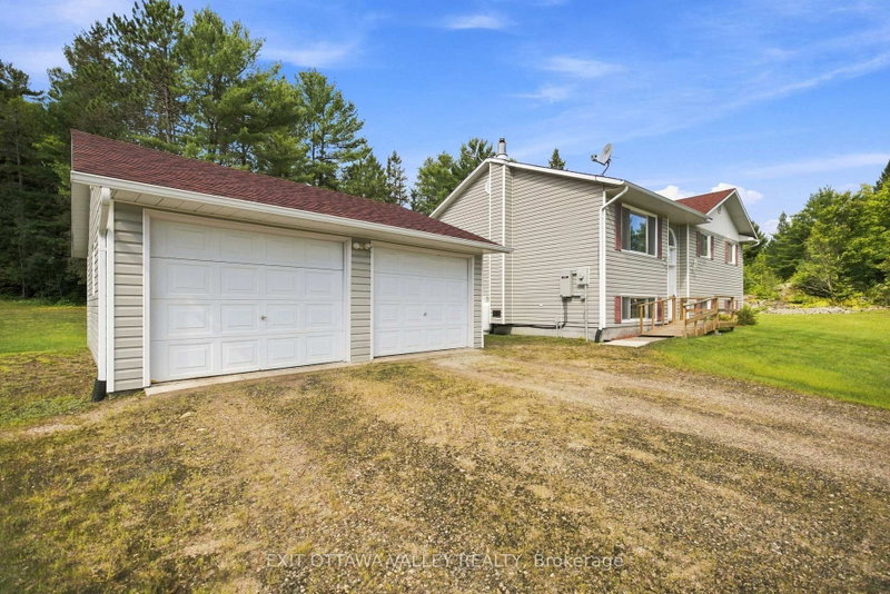 64 Mackey Creek Road