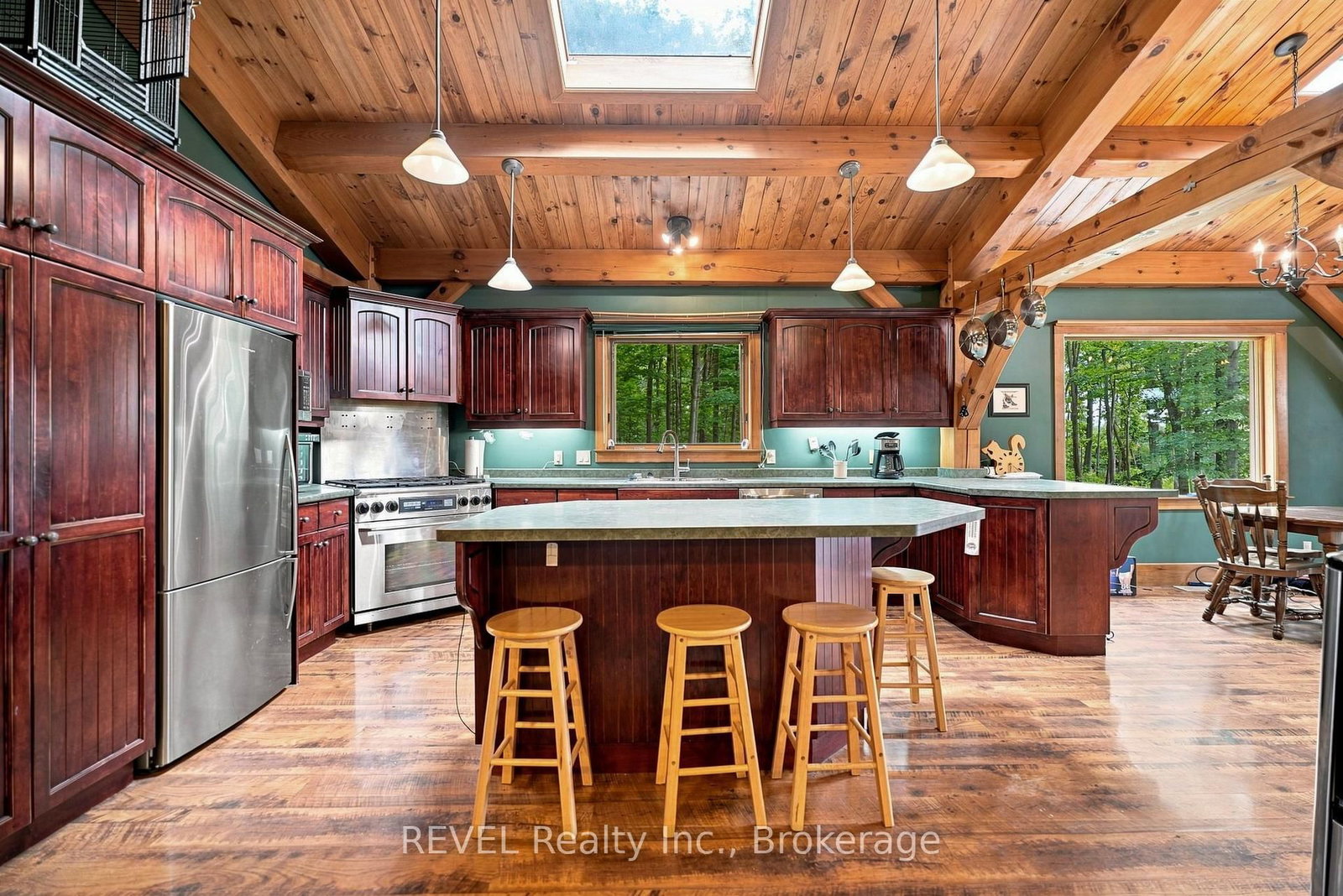 1247 Chippawa Creek Road • Thorold, ON photo 19