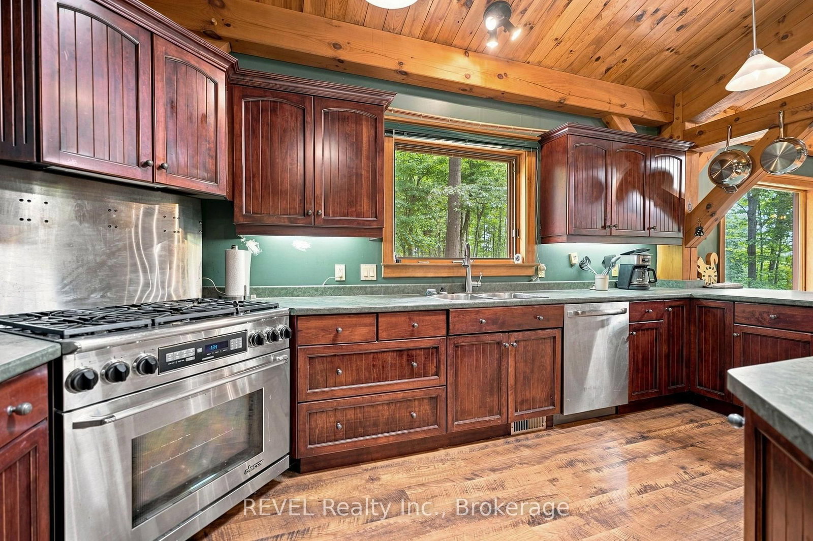 1247 Chippawa Creek Road • Thorold, ON photo 20