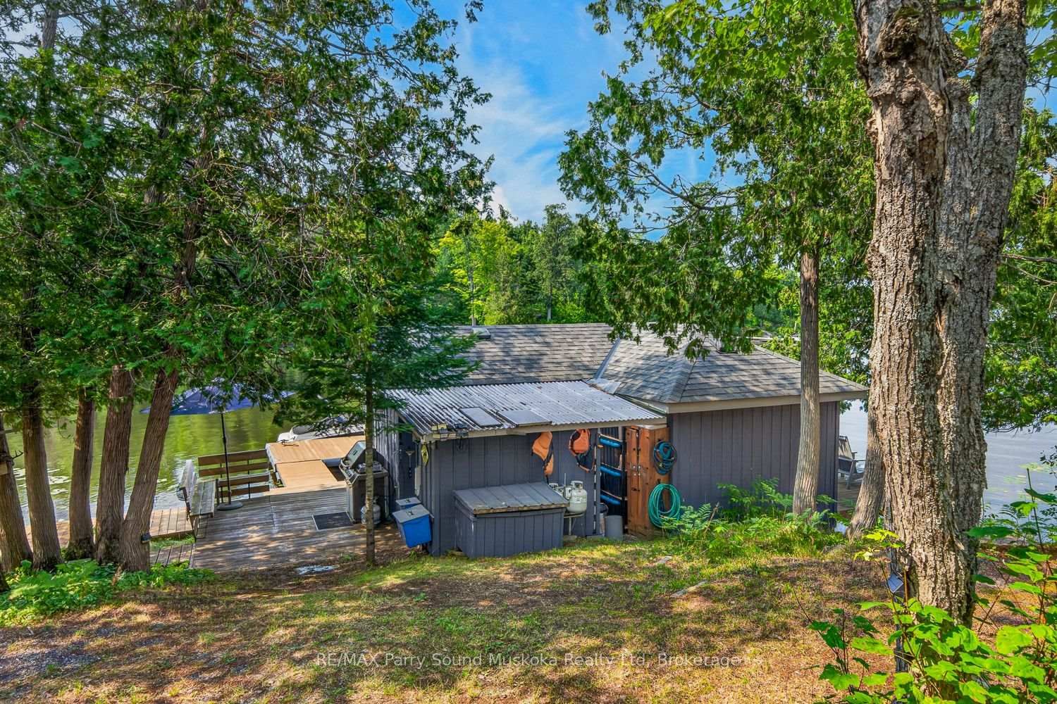 6 Wendy's Lane • McKellar, ON photo 24