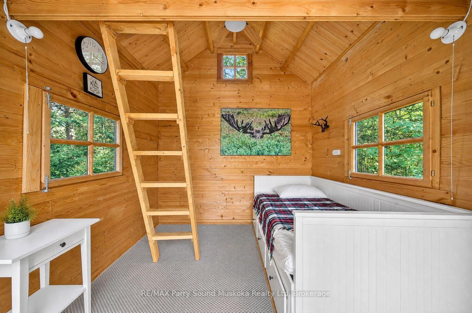 6 Wendy's Lane • McKellar, ON photo 40